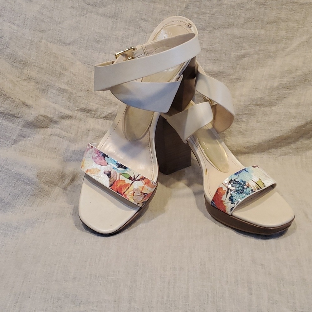 Cole Hann Floral Ankle Wrap Heels SZ 8.5